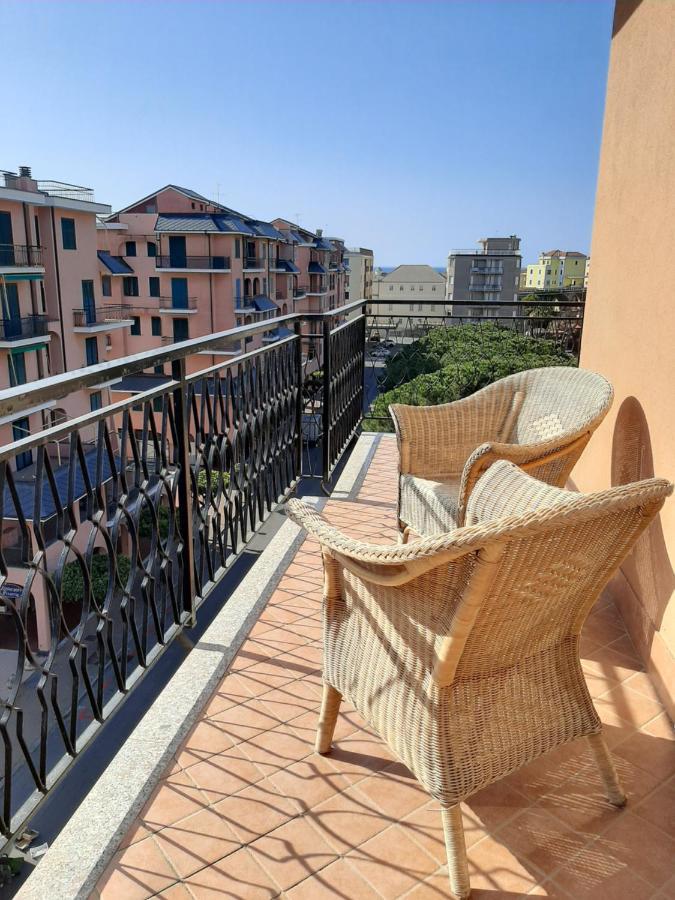 Apartament Nel Blu Marina dʼMarina dʼAndora Zewnętrze zdjęcie